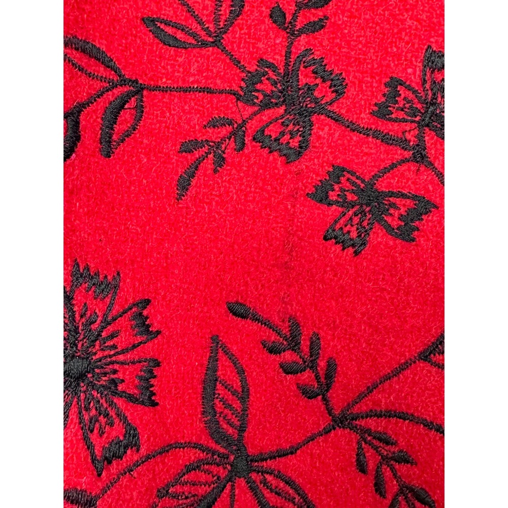 TanTrums Red Wool Blend Floral Embroidered Button Front Vest Womens Small - Picture 4 of 8